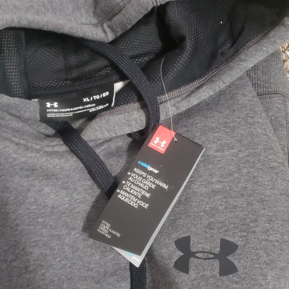 New with tags. Under armour cold gear hoodie.